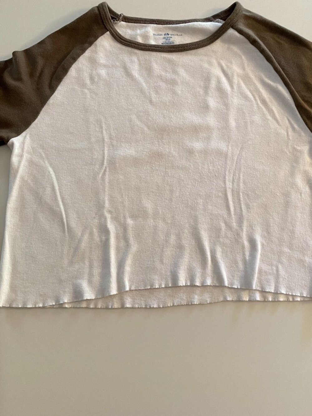 Brandy Melville Long-Sleeve Baseball Crop Top - Women's Small